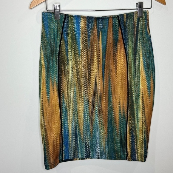 H&M Beyonce Pencil Skirt Fitted Stretch Multicolor Striped Knee Length Skirt (S) - Picture 2 of 6